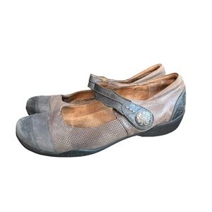 Taos Bravo Mary Jane Shoes Brown Leather Womens Sz 9.5 EU 40 $130